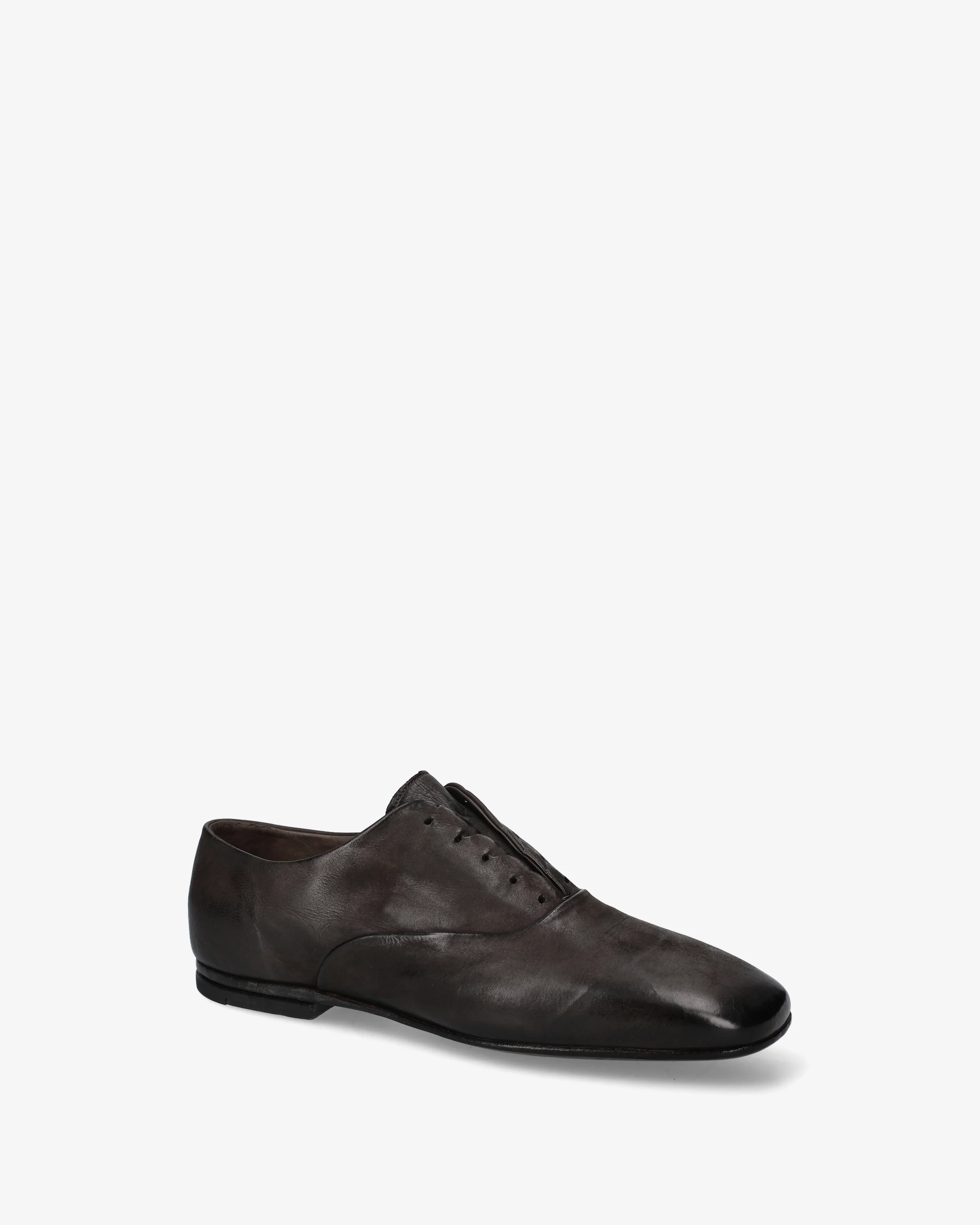 Oxford in distressed leather - Image 3