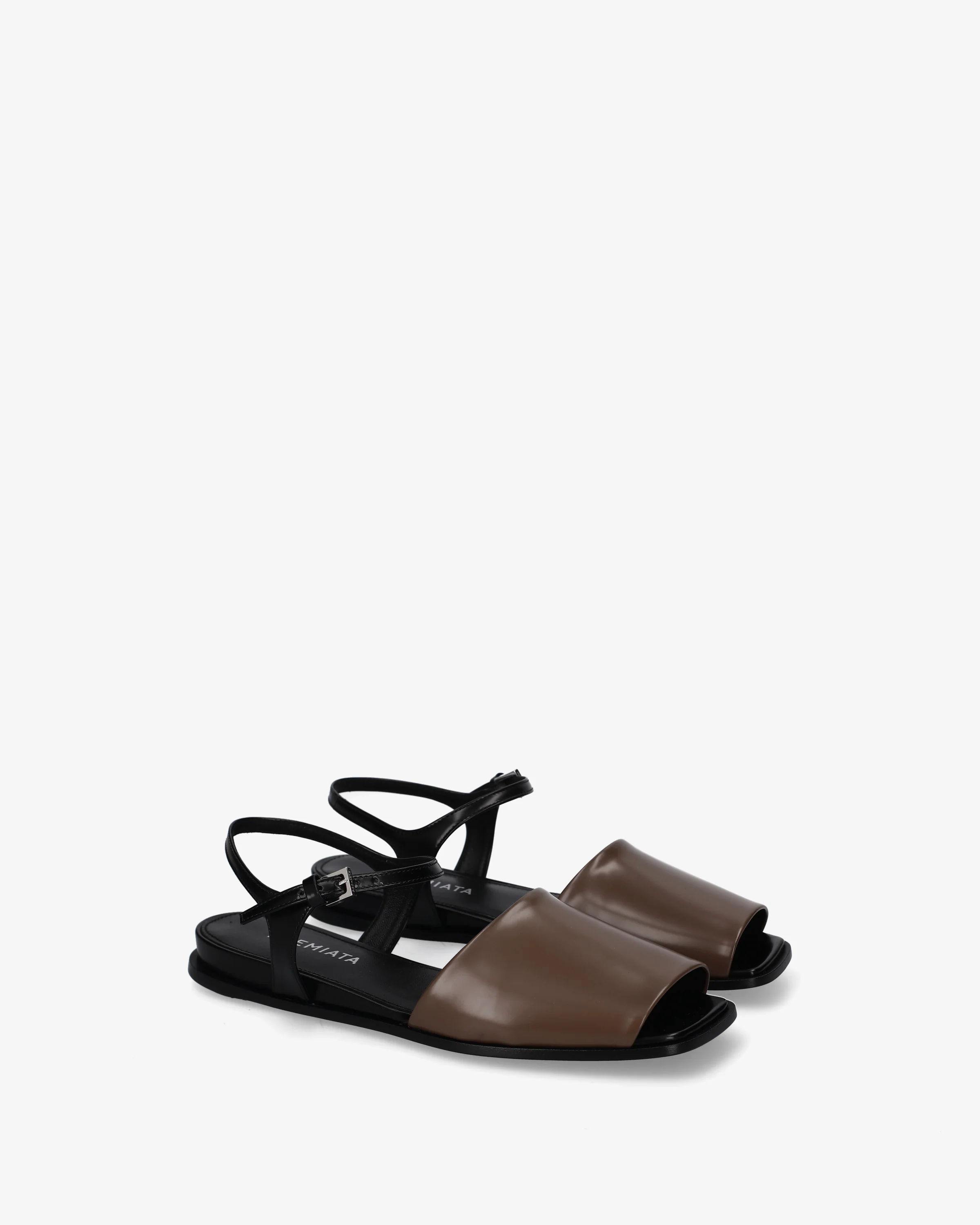 Patent leather sandals - Image 2